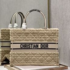 Christian Dior Shopping Bags